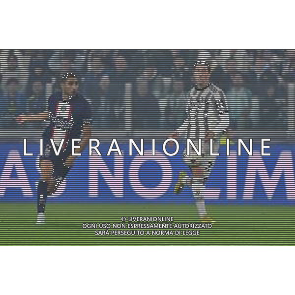 Torino 02.11.2022 Stadio Allianz Stadium ©Manuela Viganti/Agenzia Aldo Liverani Juventus vs Paris Saint Germain Champions League 2022/2023 Gruppo H Giornata 6 di 6 Nella foto: fabio miretti e hakimi / AGENZIA ALDO LIVERANI SAS