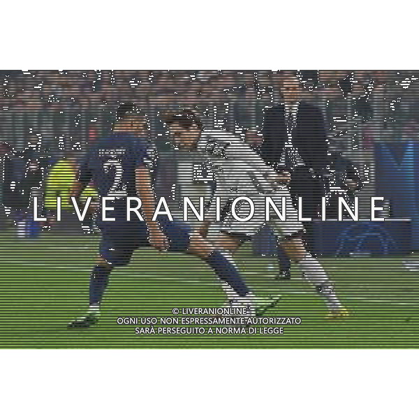 Torino 02.11.2022 Stadio Allianz Stadium ©Manuela Viganti/Agenzia Aldo Liverani Juventus vs Paris Saint Germain Champions League 2022/2023 Gruppo H Giornata 6 di 6 Nella foto: federico chiesa e achraf hakimi / AGENZIA ALDO LIVERANI SAS