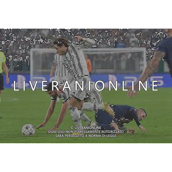 Torino 02.11.2022 Stadio Allianz Stadium ©Manuela Viganti/Agenzia Aldo Liverani Juventus vs Paris Saint Germain Champions League 2022/2023 Gruppo H Giornata 6 di 6 Nella foto: federico chiesa e marco verratti e manuel locatelli / AGENZIA ALDO LIVERANI SAS