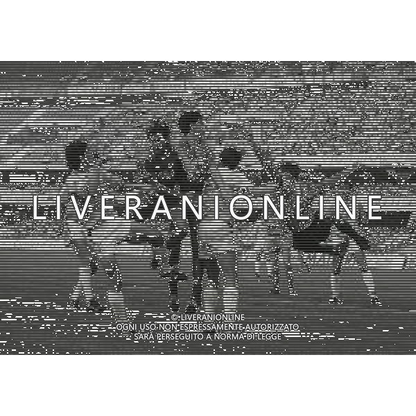 24-09-1989 VERONA-CAMPIONATO DI SERIE A VERONA-LAZIO 1-1 NELLA FOTO AZIONE DI GIOCO AG ALDO LIVERANI SAS
