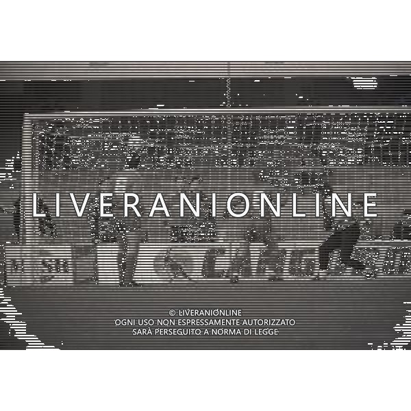 17-01-1990 VERONA CAMPIONATO DI CALCIO SERIE A VERONA-BARI 1-1 NELLA FOTO GOAL DEL BARI AG ALDO LIVERANI SAS
