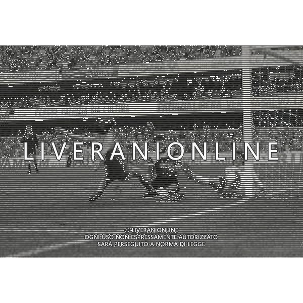 18-03-1990 VERONA CAMPIONATO DI CALCIO SERIE A VERONA-BOLOGNA 3-2 NELLA FOTO AZIONE DI GIOCO AG ALDO LIVERANI SAS
