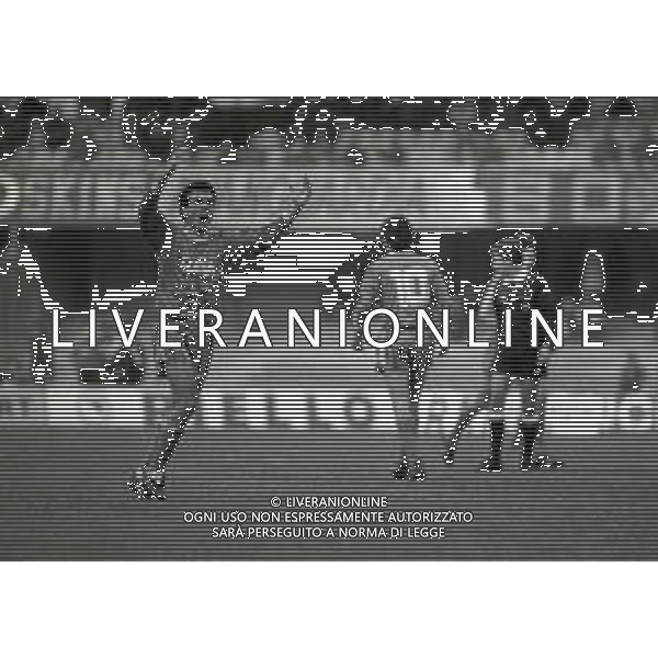 26-11-1989 VERONA CAMPIONATO DI CALCIO SERIE A VERONA-ROMA 2-2 NELLA FOTO ESULTANZA DOMENICO GIACOMARO AG ALDO LIVERANI SAS 