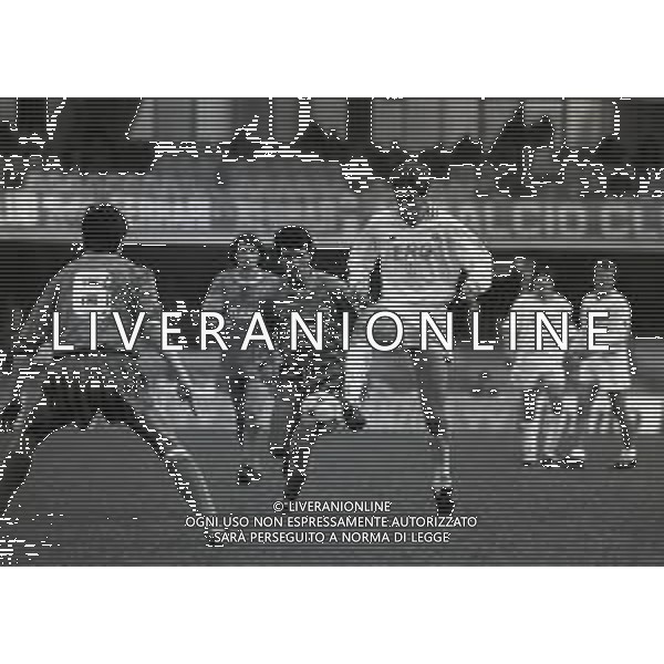 18-02-1990 VERONA CAMPIONATO DI CALCIO SERIE A VERONA-SAMPDORIA 1-0 NELLA FOTO SREKO KATANEC E DOMENICO GIACOMARRO AG ALDO LIVERANI SAS