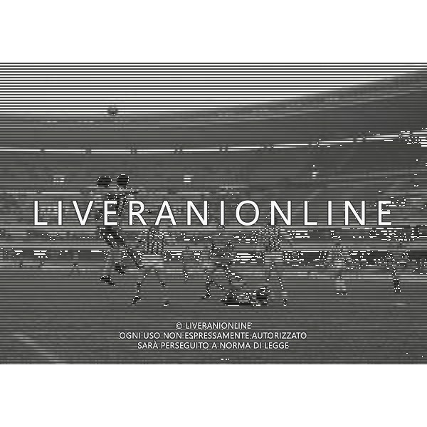 28-01-1990 VERONA CAMPIONATO DI CALCIO SERIE A VERONA-ASCOLI 0-0 NELLA FOTO AZIONE DI GIOCO AG ALDO LIVERANI SAS
