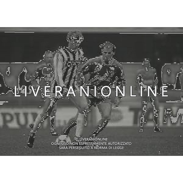 28-01-1990 VERONA CAMPIONATO DI CALCIO SERIE A VERONA-ASCOLI 0-0 NELLA FOTO ODOACRE CHIERICO E ANTOINIO ACERBIS AG ALDO LIVERANI SAS