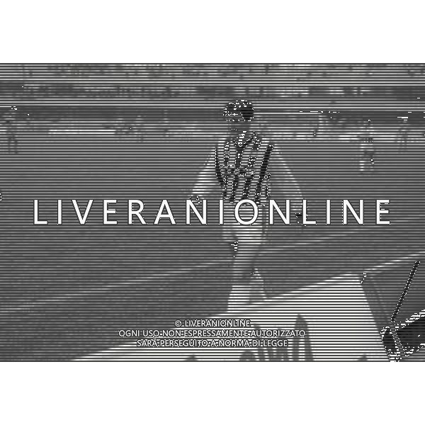 28-01-1990 VERONA CAMPIONATO DI CALCIO SERIE A VERONA-ASCOLI 0-0 NELLA FOTO ESPULSIONE PAOLO GIOVANNELLI AG ALDO LIVERANI SAS