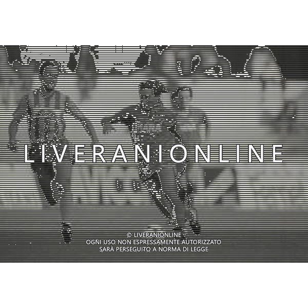 01-10-1989 VERONA CAMPIONATO DI CALCIO SERIE A VERONA-LECCE 0-0 NELLA FOTO DARIO LEVANTO E MAURIZIO IORIO AG ALDO LIVERANI SAS