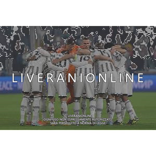 Torino 02.11.2022 Stadio Allianz Stadium ©Manuela Viganti/Agenzia Aldo Liverani Juventus vs Paris Saint Germain Champions League 2022/2023 Gruppo H Giornata 6 di 6 Nella foto: i giocatori della juventus si caricano prima del fischio di inizio / AGENZIA ALDO LIVERANI SAS