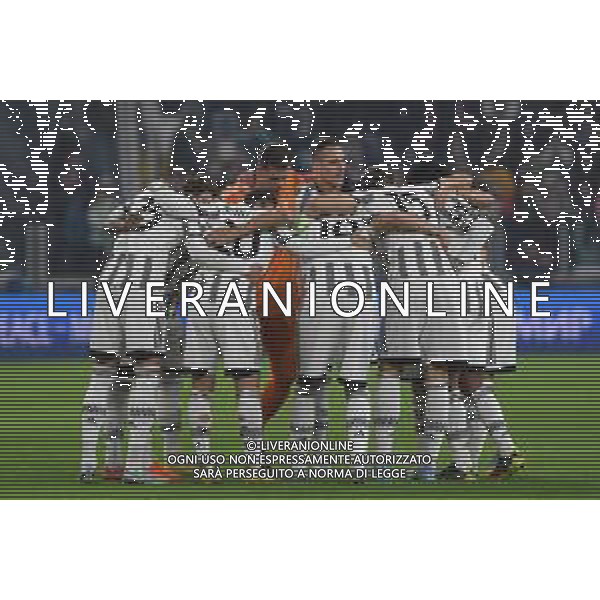 Torino 02.11.2022 Stadio Allianz Stadium ©Manuela Viganti/Agenzia Aldo Liverani Juventus vs Paris Saint Germain Champions League 2022/2023 Gruppo H Giornata 6 di 6 Nella foto: i giocatori della juventus si caricano prima del fischio di inizio / AGENZIA ALDO LIVERANI SAS
