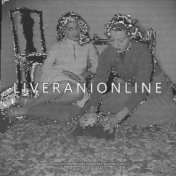 RETROSPETTIVA CESTTA GRECO ATTRICE NELLA FOTO GRECO COSETTA A ROMA NELL\'ANNO 1956 CON LA MADRE AG ALDO LIVERANI SAS