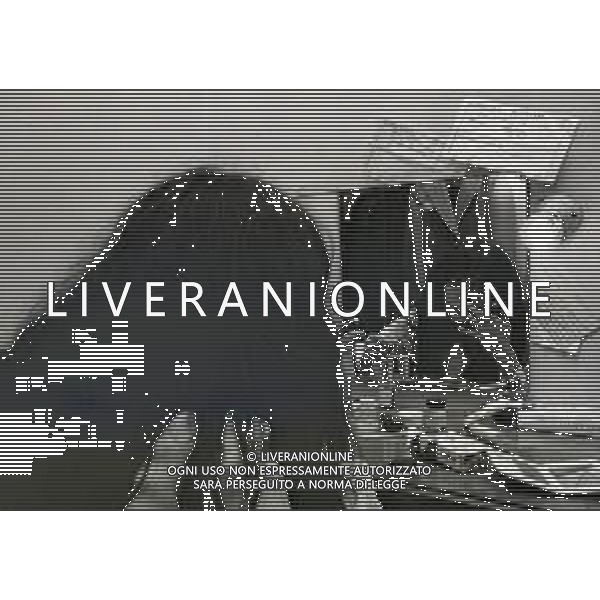 1982 MILANO TEATRO GEROLAMO SPETTACOLO TEATRALE DI LIVIA CERINI NELLA FOTO LIVIA CERINI NELLO SPETTACOLO AG ALDO LIVERANI SAS