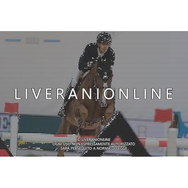 Henrik von Eckermann su Dzara Dorchival in azione durante il CSI5-W FEI Longines World Cup in occasione del Verona Jumping 2022, 5 Novembre 2022, Pala Volkswagen, Verona, Italy ©Roberto Tommasini / AGENZIA ALDO LIVERANI SAS