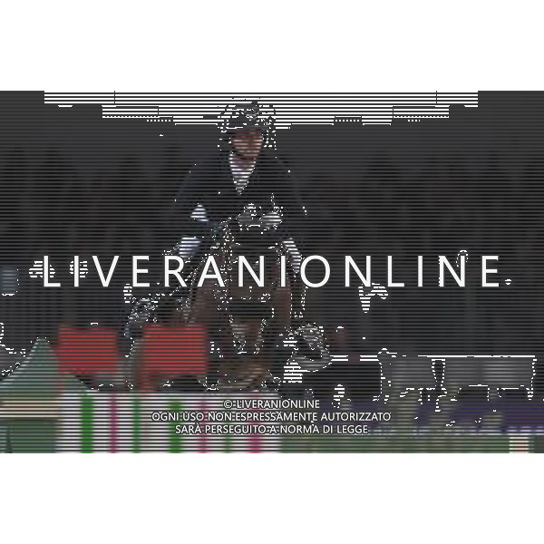 Julien Anquetin su Cesus de Fougnard in azione durante il CSI5-W FEI Longines World Cup in occasione del Verona Jumping 2022, 5 Novembre 2022, Pala Volkswagen, Verona, Italy ©Roberto Tommasini / AGENZIA ALDO LIVERANI SAS