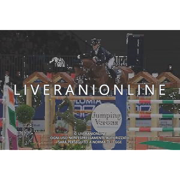 Denis Lynch su GC Chopins Bushi in azione durante il CSI5-W FEI Longines World Cup in occasione del Verona Jumping 2022, 5 Novembre 2022, Pala Volkswagen, Verona, Italy ©Roberto Tommasini / AGENZIA ALDO LIVERANI SAS