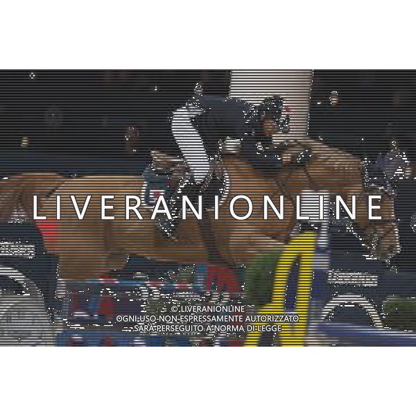 Mike Kawai su Saxo de la Cour in azione durante il CSI5-W FEI Longines World Cup in occasione del Verona Jumping 2022, 5 Novembre 2022, Pala Volkswagen, Verona, Italy ©Roberto Tommasini / AGENZIA ALDO LIVERANI SAS