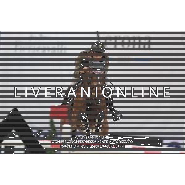 Guido Franchi su Vulcan de Retaud in azione durante il CSI5-W FEI Longines World Cup in occasione del Verona Jumping 2022, 5 Novembre 2022, Pala Volkswagen, Verona, Italy ©Roberto Tommasini / AGENZIA ALDO LIVERANI SAS