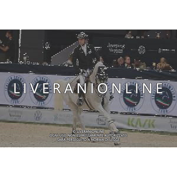 Riccardo Pisani su Charlemagne JT Z in azione durante il CSI5-W FEI Longines World Cup in occasione del Verona Jumping 2022, 5 Novembre 2022, Pala Volkswagen, Verona, Italy ©Roberto Tommasini / AGENZIA ALDO LIVERANI SAS