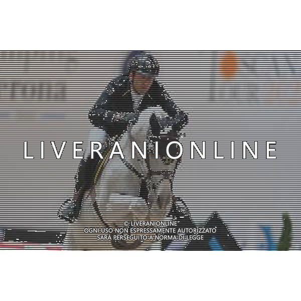 Riccardo Pisani su Charlemagne JT Z in azione durante il CSI5-W FEI Longines World Cup in occasione del Verona Jumping 2022, 5 Novembre 2022, Pala Volkswagen, Verona, Italy ©Roberto Tommasini / AGENZIA ALDO LIVERANI SAS