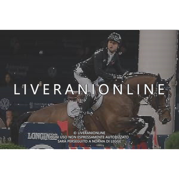 Edward Levy su Catchar Mail in azione durante il CSI5-W FEI Longines World Cup in occasione del Verona Jumping 2022, 5 Novembre 2022, Pala Volkswagen, Verona, Italy ©Roberto Tommasini / AGENZIA ALDO LIVERANI SAS