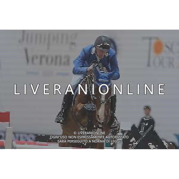 Sur Vrieling su Comme-Laude W in azione durante il CSI5-W FEI Longines World Cup in occasione del Verona Jumping 2022, 5 Novembre 2022, Pala Volkswagen, Verona, Italy ©Roberto Tommasini / AGENZIA ALDO LIVERANI SAS