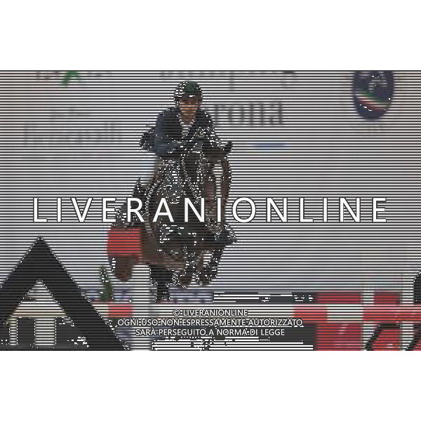 Marlon Modolo Zanotelli su Grand Slam VDL in azione durante il CSI5-W FEI Longines World Cup in occasione del Verona Jumping 2022, 5 Novembre 2022, Pala Volkswagen, Verona, Italy ©Roberto Tommasini / AGENZIA ALDO LIVERANI SAS