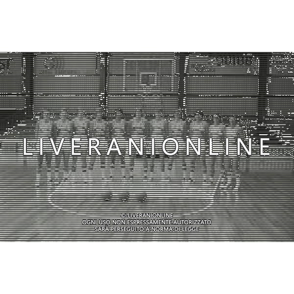 1980-1981 CANTU\' PRESENTAZIONE DELLA FORMAZIONE DI BASKET SQUIBB CANTU\' SERIE A 1 AG ALDO LIVERANI SAS