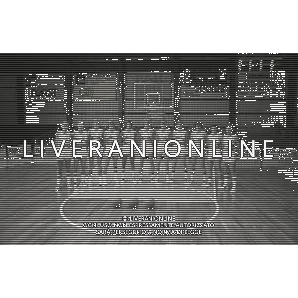 1980-1981 CANTU\' PRESENTAZIONE DELLA FORMAZIONE DI BASKET SQUIBB CANTU\' SERIE A 1 AG ALDO LIVERANI SAS
