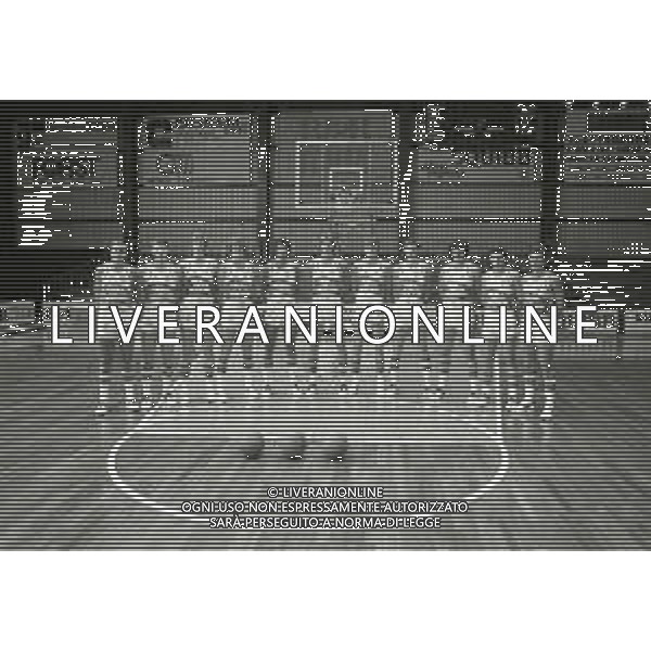 1980-1981 CANTU\' PRESENTAZIONE DELLA FORMAZIONE DI BASKET SQUIBB CANTU\' SERIE A 1 AG ALDO LIVERANI SAS