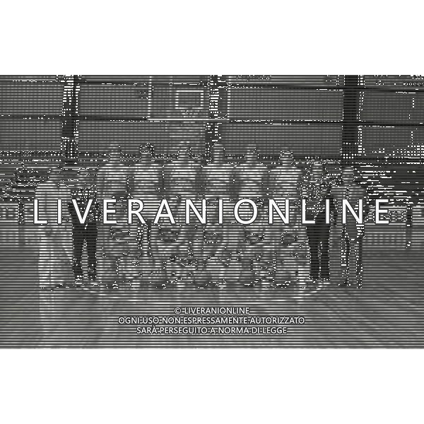 1980-1981 CANTU\' PRESENTAZIONE DELLA FORMAZIONE DI BASKET SQUIBB CANTU\' SERIE A 1 AG ALDO LIVERANI SAS