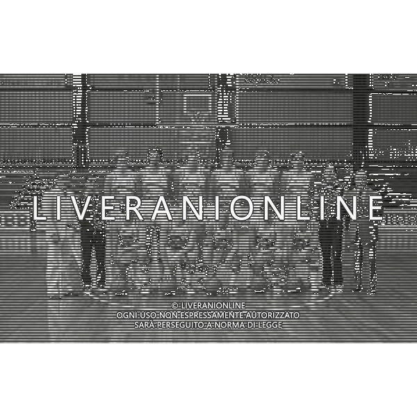 1980-1981 CANTU\' PRESENTAZIONE DELLA FORMAZIONE DI BASKET SQUIBB CANTU\' SERIE A 1 AG ALDO LIVERANI SAS