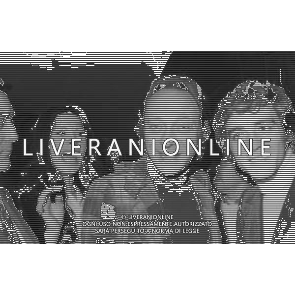 LUCIANO BERETTA CANTANTE - RETROSPETTIVA NELLA FOTO A SANREMO NEL 1974 CON ROSANNA FRATELLO E MINO REITANO ©Archivio Giovanni Liverani / AG ALDO LIVERANI SAS