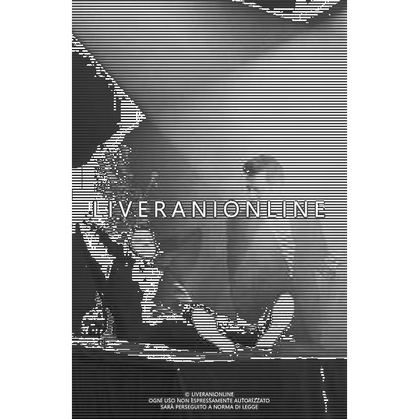 PROGRAMMA TELEVISIVO \'UNA ROTONDA SUL MARE\' SECONDA EDIZIONE DEL 1990 - RETROSPETTIVA NELLA FOTO TEO TEOCOLI CON MASSIMO BOLDI ©Archivio AG ALDO LIVERANI SAS
