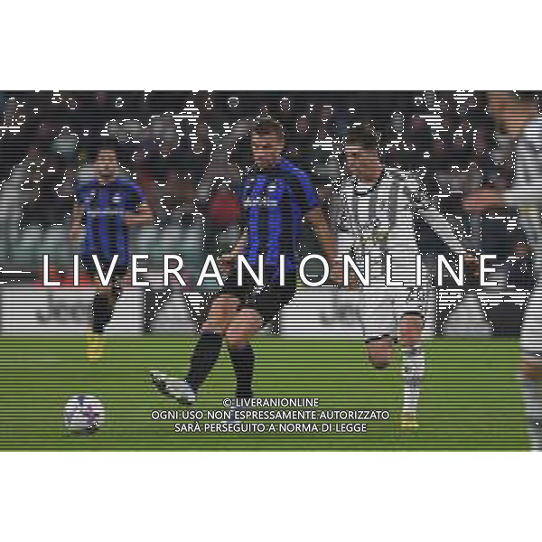 Torino 06.11.2022 Allianz Stadium ©Manuela Viganti/Agenzia Aldo Liverani Juventus vs Inter Campionato Calcio Serie A TIM 2022/2023 13a giornata Nella foto: edin dzeko e fabio miretti ©AGENZIA ALDO LIVERANI SAS