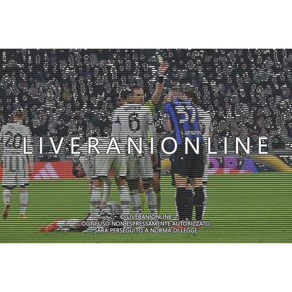 Torino 06.11.2022 Allianz Stadium ©Manuela Viganti/Agenzia Aldo Liverani Juventus vs Inter Campionato Calcio Serie A TIM 2022/2023 13a giornata Nella foto: ARBITRO DOVERI AMMONISCE MILAN SKRINIAR ©AGENZIA ALDO LIVERANI SAS