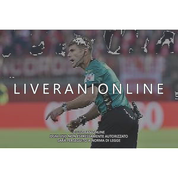 TVRG l\'arbitro Francesco Cosso di Reggio Calabria Monza vs Hellas Verona Monza 06-11-2022 U-Power Stadium Campionato Serie A TIM - 6a giornata foto Roberto Garavaglia/ag. Aldo Liverani sas / AGENZIA ALDO LIVERANI SAS