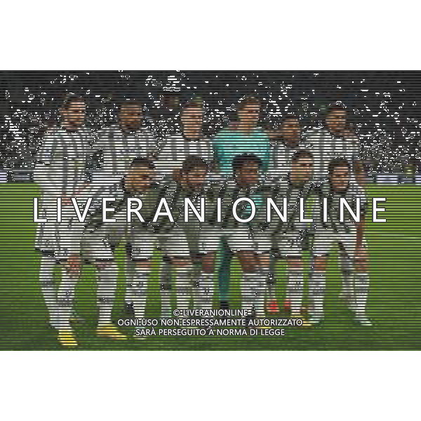 Torino 06.11.2022 Allianz Stadium ©Manuela Viganti/Agenzia Aldo Liverani Juventus vs Inter Campionato Calcio Serie A TIM 2022/2023 13a giornata Nella foto: formazione juventus da sx verso da adrien rabiot, gleison bremer, arkadiusz milik, wojciech szcezsny, alex sandro, danilo, filip kostic, manuela locatelli, juan cuadrado, fabio miretti e nicolò fagioli / AGENZIA ALDO LIVERANI SAS