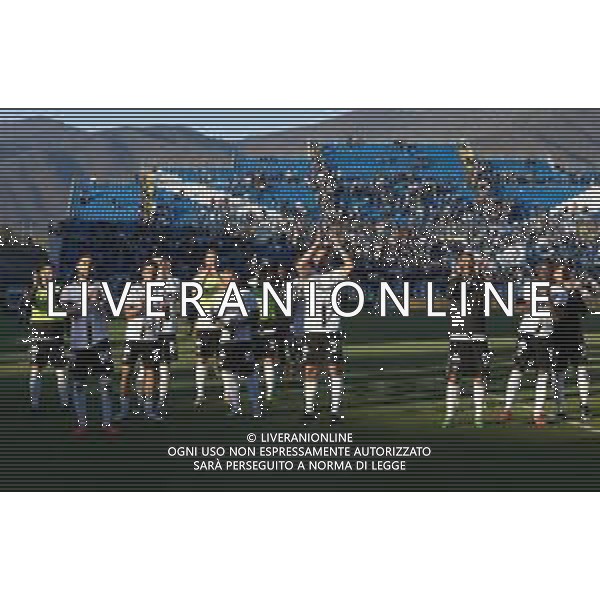 giocatori esultano sotto la curva dei tifosi a fine gara BRESCIA - ASCOLI CAMPIONATO CALCIO SERIE B 05.11.2022 ©GIAMPIETRI PAOLO / AGENZIA ALDO LIVERANI SAS