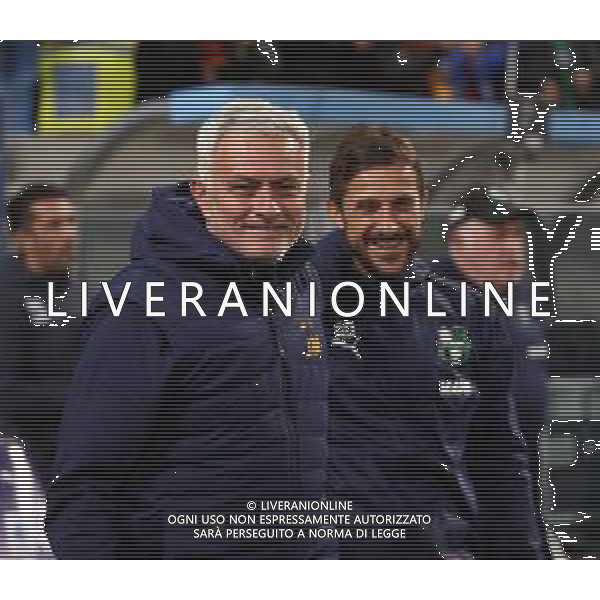 SASSUOLO - ROMA CAMPIONATO CALCIO SERIE A TIM 09.11.92022 NELLA FOTO JOSE\' MOURINHO ALLENATORE CON ALESSIO DIONISI ©SANTANDREA / AGENZIA ALDO LIVERANI SAS