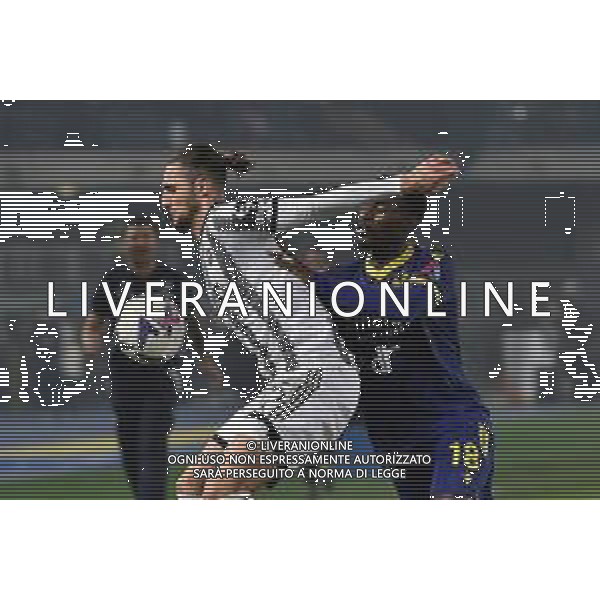 TVRG Adrien Rabiot (Juventus) e Martin Hongla (Hellas Verona) Hellas Verona vs Juventus Verona 10-11-2022 Stadio Marcantonio Bentegodi Campionato Serie A TIM - 14a giornata foto Roberto Garavaglia/ag. Aldo Liverani sas / AGENZIA ALDO LIVERANI SAS