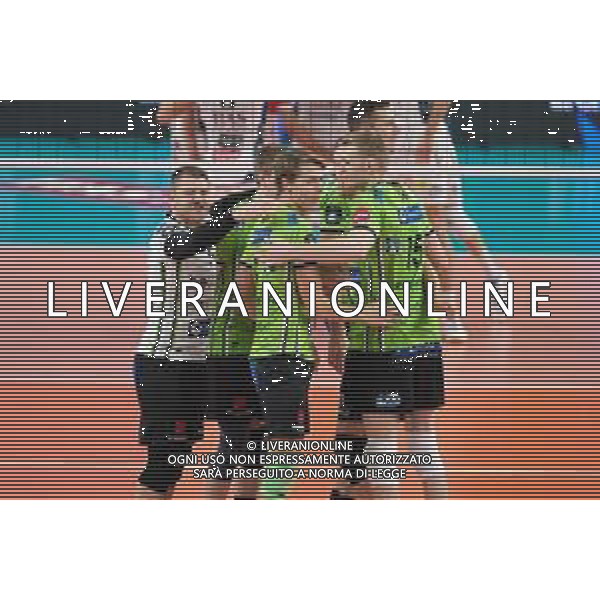 Esultanza Decospan VT Menen durante la partita tra ITAS Trentino e Decospan VT Menen valido per il primo turno della CEV Champions league di volley maschile. Trento, Italia, 10 Novembre 2022 presso la BLM Group Arena. ©Roberto Tommasini / AGENZIA ALDO LIVERANI SAS