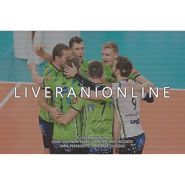 Esultanza Decospan VT Menen durante la partita tra ITAS Trentino e Decospan VT Menen valido per il primo turno della CEV Champions league di volley maschile. Trento, Italia, 10 Novembre 2022 presso la BLM Group Arena. ©Roberto Tommasini / AGENZIA ALDO LIVERANI SAS