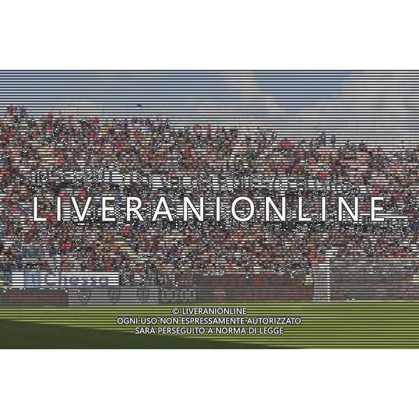 12-11-2022. Cagliari Calcio-Pisa Sporting Club 13° giornata serie BKT 2022/2023, stadio Unipol Domus Cagliari. Foto Salvatore Moi/Aldo Liverani s.a.s. Nella foto: Sconvolts, tifosi del Cagliari Calcio in curva nord dello stadio - striscione per gigi riva ©MOI / AGENZIA ALDO LIVERANI SAS