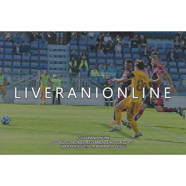 12-11-2022. Cagliari Calcio-Pisa Sporting Club 13° giornata serie BKT 2022/2023, stadio Unipol Domus Cagliari. Foto Salvatore Moi/Aldo Liverani s.a.s. Nella foto: Gol ed esultanta in trasferta, del Pisa Sporting Club contro il Cagliari, allo stadio Unipol Domuis di Cagliari. Segna: Olimpiu Morutan Pisa ©MOI/ AGENZIA ALDO LIVERANI SAS