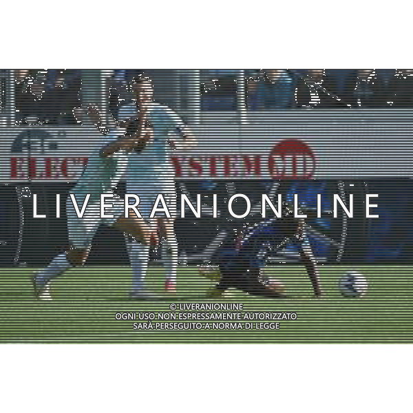 Stefan de Vrij (Inter) atterra Duvan Zapata (Atalanta) in area e l\'arbitro Daniele Chiffi di Padova assegna il rigore all\' Atalanta Atalanta vs Inter Bergamo 13-11-2022 Gewiss Stadium - Stadio Atleti Azzurri d\'Italia Campionato Serie A TIM - 15a giornata foto Roberto Garavaglia/ag. Aldo Liverani sas / AGENZIA ALDO LIVERANI SAS