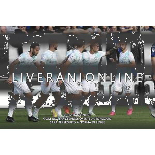 esultanza Inter dopo il gol dell\'1 a 1 Edin Dzeko Atalanta vs Inter Bergamo 13-11-2022 Gewiss Stadium - Stadio Atleti Azzurri d\'Italia Campionato Serie A TIM - 15a giornata foto Roberto Garavaglia/ag. Aldo Liverani sas / AGENZIA ALDO LIVERANI SAS