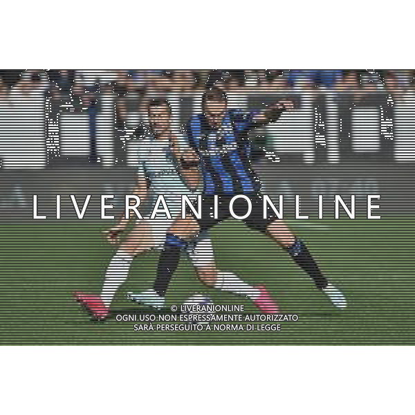Henrikh Mkhitaryan (Inter) e Teun Koopmeiners (Atalanta) Atalanta vs Inter Bergamo 13-11-2022 Gewiss Stadium - Stadio Atleti Azzurri d\'Italia Campionato Serie A TIM - 15a giornata foto Roberto Garavaglia/ag. Aldo Liverani sas / AGENZIA ALDO LIVERANI SAS