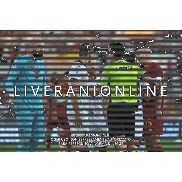 Roma vs Torino Campionato Serie A TIM - 15 Giornata Stadio Olimpico - Roma 13-11-2022 nella foto Proteste Torino con arbitro Rapuano ©Federico Gaetano / AGENZIA ALDO LIVERANI SAS