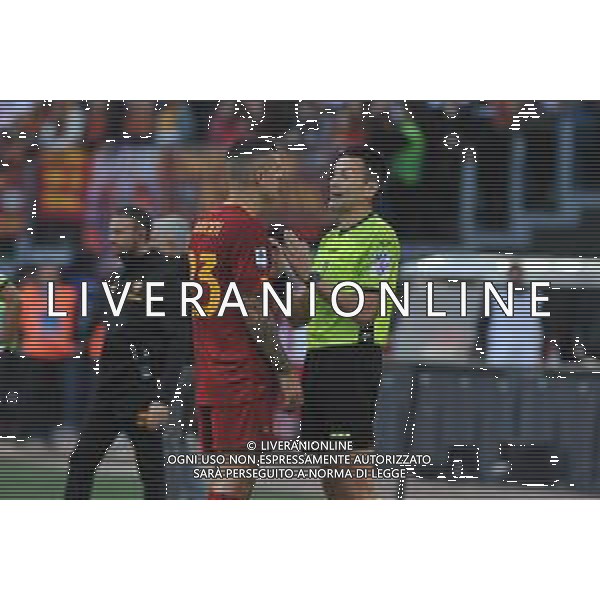 Roma vs Torino Campionato Serie A TIM - 15 Giornata Stadio Olimpico - Roma 13-11-2022 nella foto arbitro Rapuano spiega a Mancini perche\' annulla il rigore ©Federico Gaetano / AGENZIA ALDO LIVERANI SAS