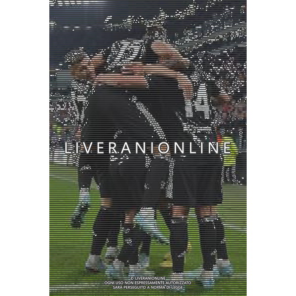Torino 13.11.2022 Allianz Stadium ©Manuela Viganti/Agenzia Aldo Liverani Juventus vs Lazio Campionato Calcio Serie A TIM 2022/2023 15a giornata Nella foto: esultanza juventus dopo il gol di arkadiusz milik